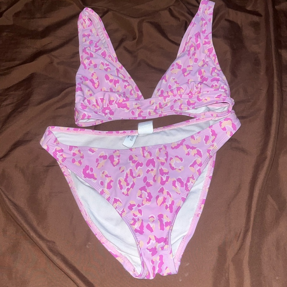 Bathing suit